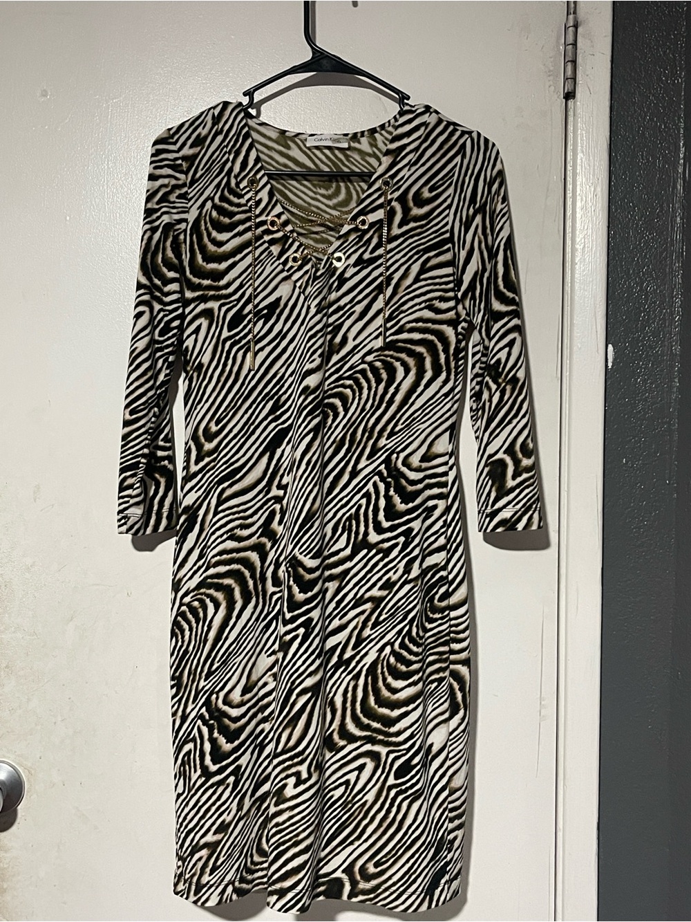 Calvin Klein Zebra Print Lace-Up V-Neck Dress 4
